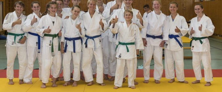 Schweitenkirchener Judoka legen erfolgreich Kyu Prüfungen ab